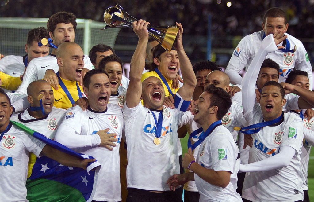 Duílio comemora 9 anos do Bi Mundial do Corinthians: ‘Essa sempre será a meta’