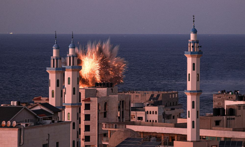 Israel tem poder bélico superior ao Hamas, mas ação esbarra em limites impostos por regras de guerra