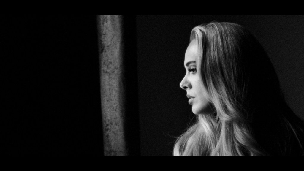 Adele lança primeiro single de novo álbum; ouça ‘Easy On Me’