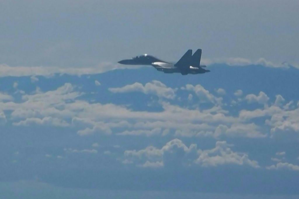 China manda 71 aviões de combate para Taiwan na maior incursão aérea da história contra a ilha
