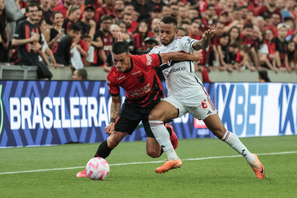 São Paulo segura empate com o Athletico-PR, mas segue sem vencer como visitante no Brasileiro