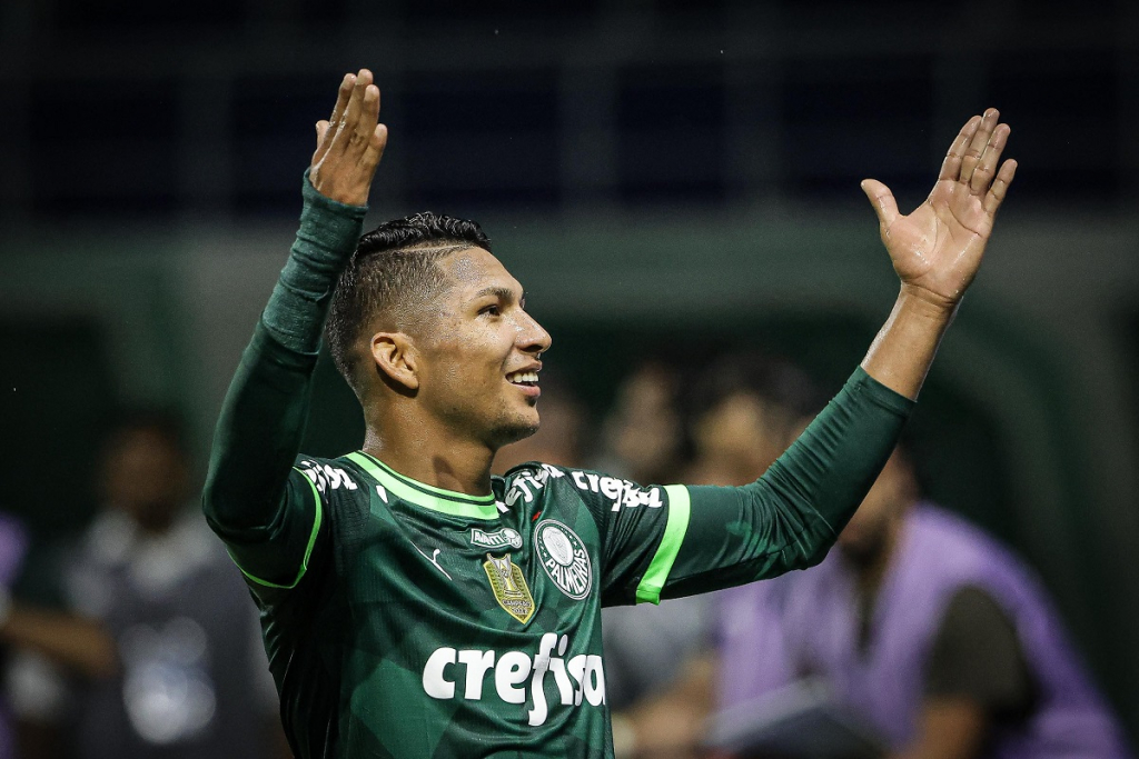 Palmeiras sofre, mas vence São Bernardo com gol de Rony e vai à semifinal do Paulistão