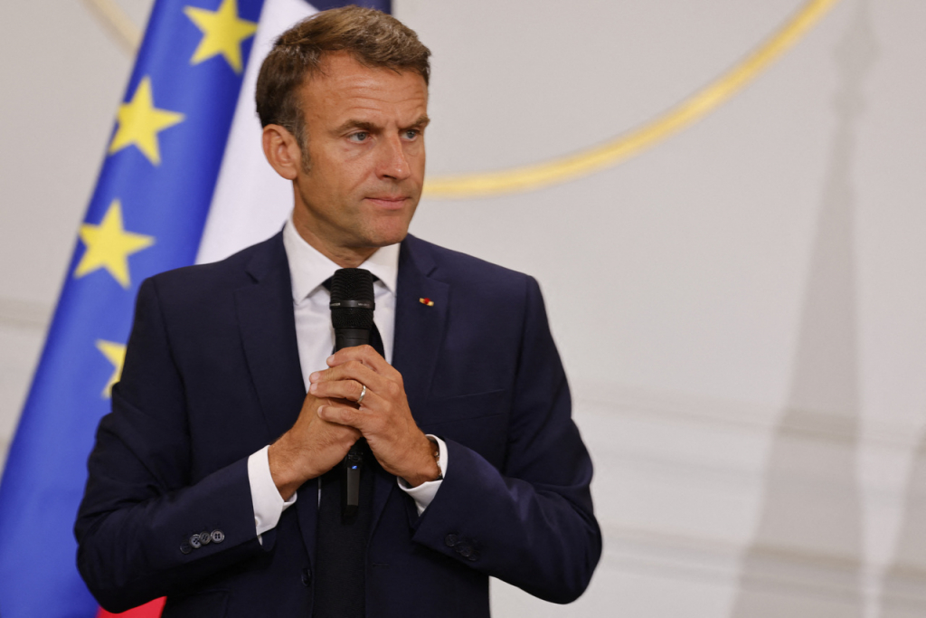 Macron anuncia lei de urgência para reparar danos de protestos na França