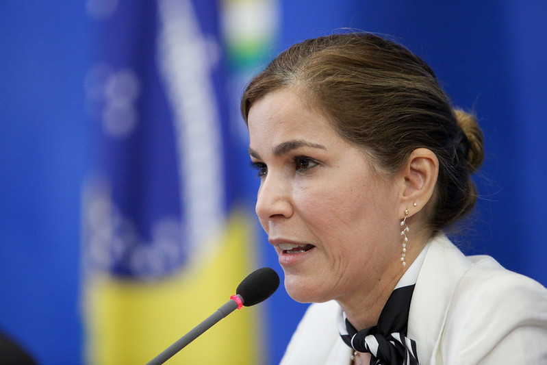 STF reconsidera decisão e permite que ‘capitã cloroquina’ fique em silêncio sobre Manaus na CPI