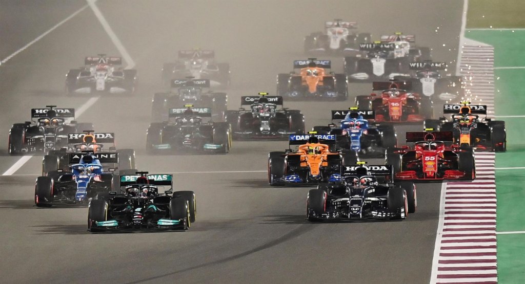 GP do Catar tem vitória de Hamilton e Alonso no pódio pela 1ª vez após sete anos