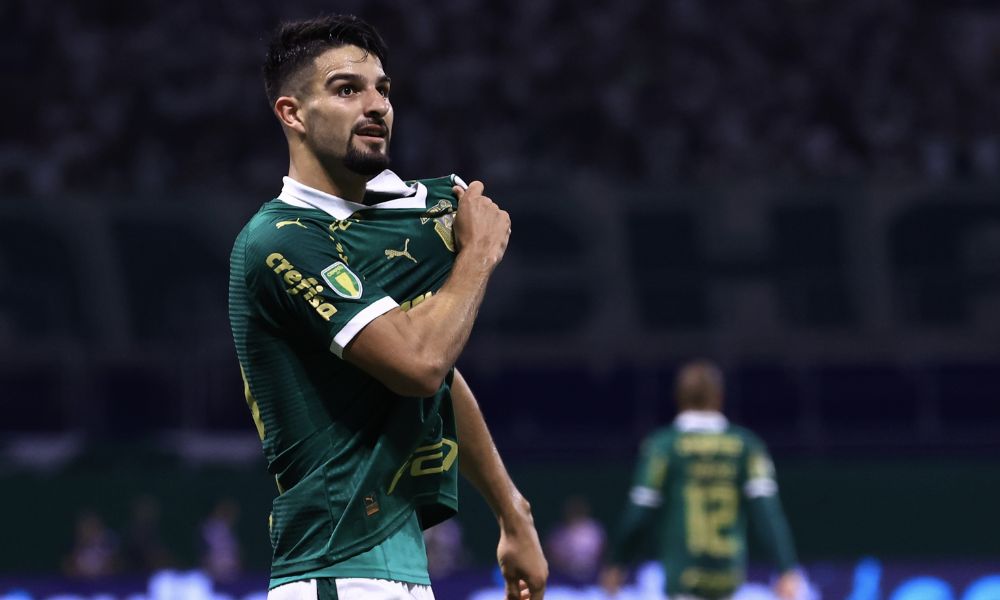 Palmeiras derrota Santos por 2 a 1 no primeiro clássico do Paulistão