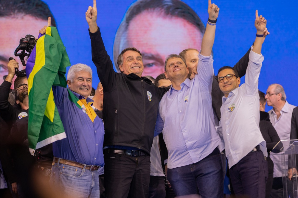 Bolsonaro convoca apoiadores para desfile de 7 de Setembro no Rio de Janeiro