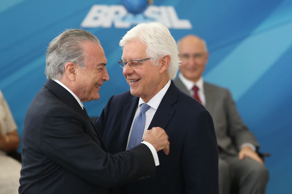 Ministro de Temer, Moreira Franco declara voto em Lula no segundo turno