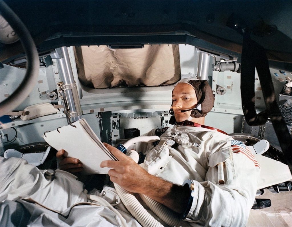 Michael Collins, astronauta da missão Apollo 11, morre aos 90 anos