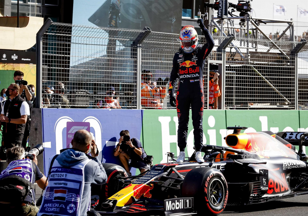 Verstappen garante a pole no GP da Holanda e pode voltar à liderança da Fórmula 1