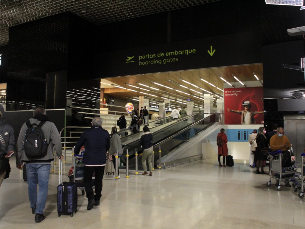 Mais de 3 milhões de viajantes passaram por aeroportos brasileiros no fim de ano