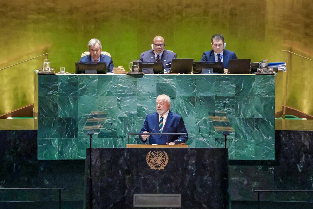 Guerra na Ucrânia ‘escancara’ incapacidade dos países que fazem parte da ONU, diz Lula