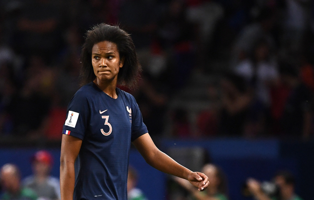 Três jogadoras abandonam a seleção francesa meses antes da Copa do Mundo