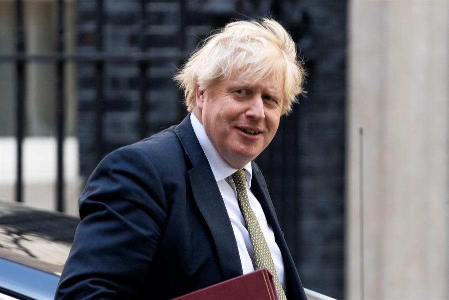 Em meio a crise, Boris Johnson é acusado de ter quebrado regras de lockdown no Reino Unido em 2020
