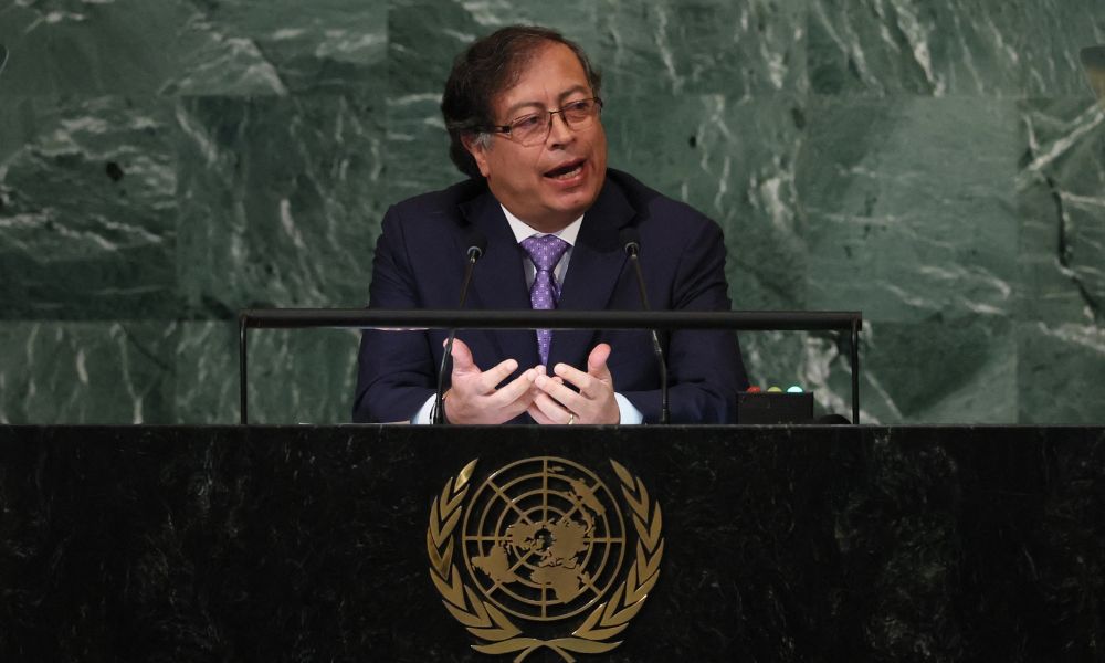 Presidente da Colômbia denuncia na ONU o fracasso do combate às drogas: ‘ocorreu um genocídio no meu país’
