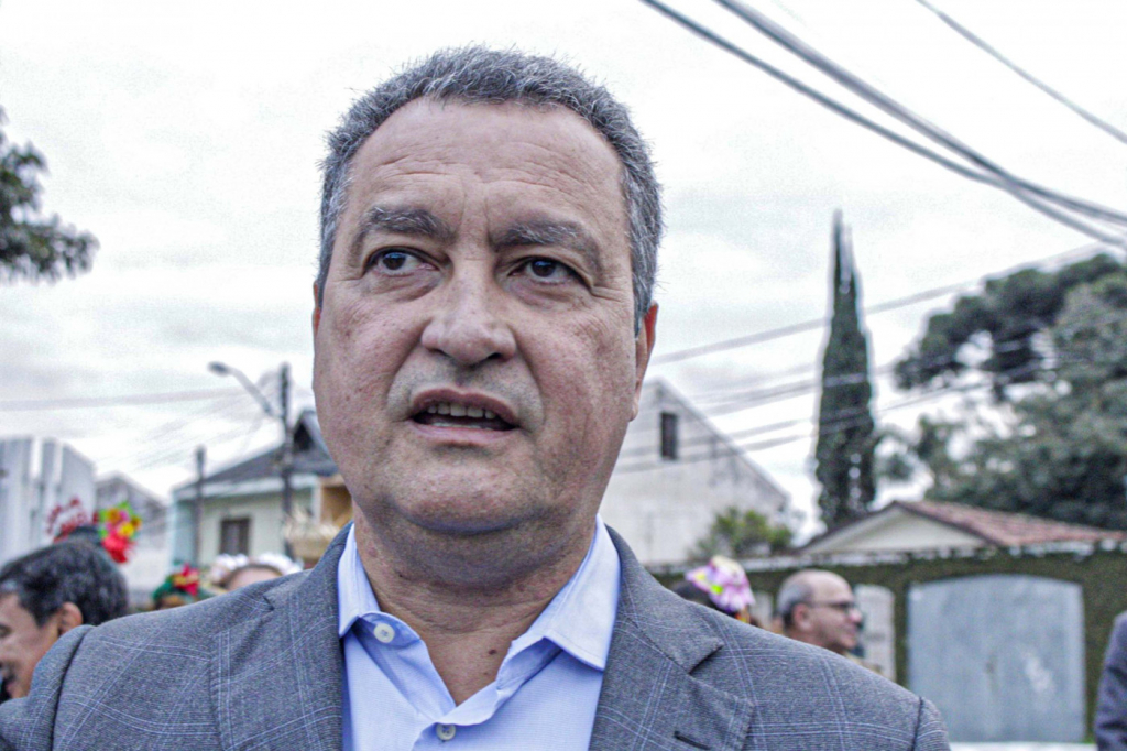 Por aliança com o PSD, PT deve abrir mão de disputa ao Senado na Bahia