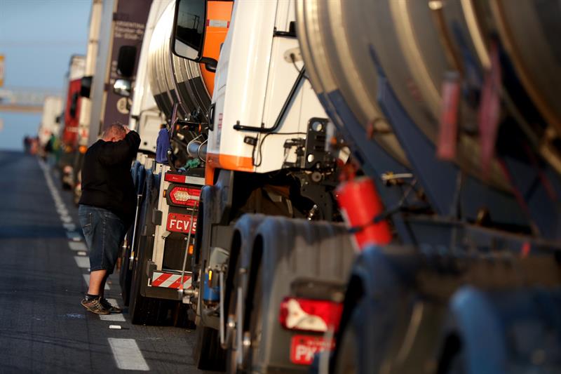 Caminhoneiros já falam em nova greve após mais um aumento no preço do diesel: ‘Vendendo o almoço para comprar a janta’