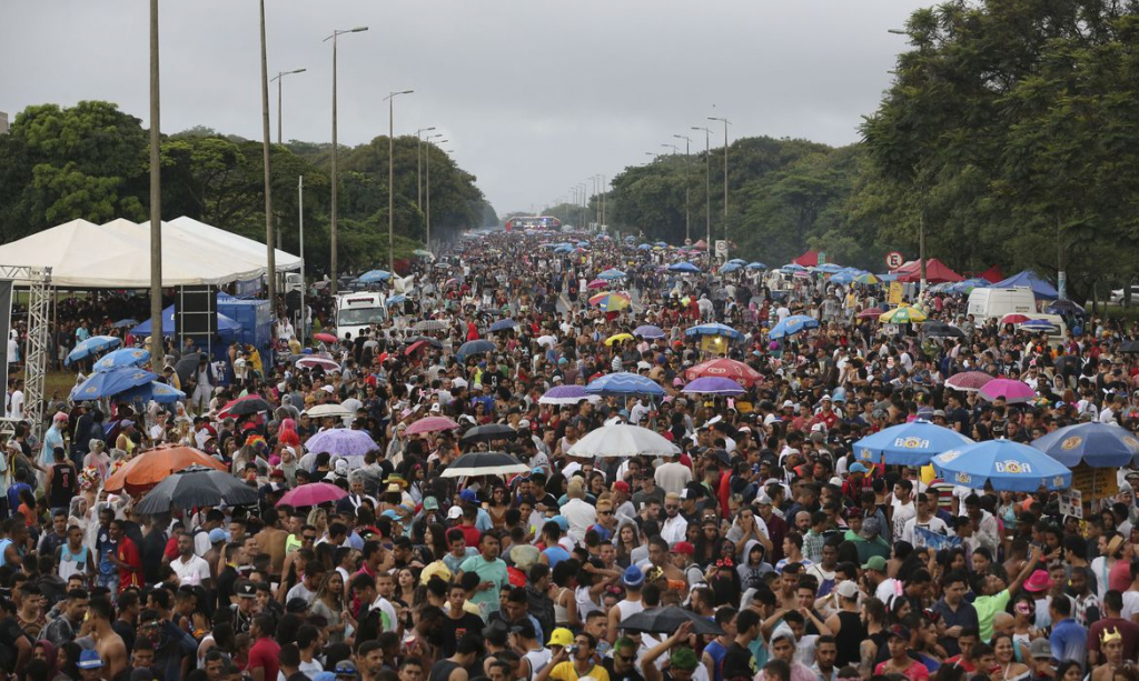 Governo do Distrito Federal cancela festas e blocos de carnaval em 2022