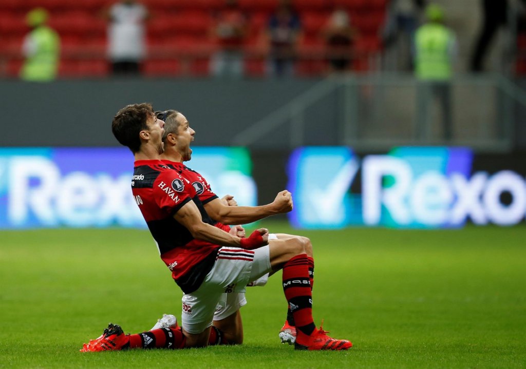 Flamengo faz 4 a 1 no Defensa y Justicia e está nas quartas da Libertadores