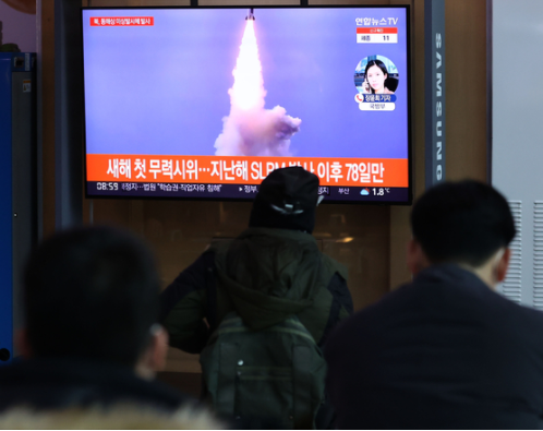Coreia do Norte lança projéteis não identificados no Mar do Leste