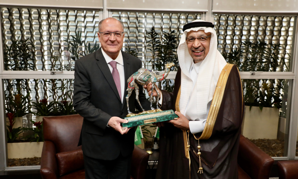 Alckmin e Haddad devolvem presentes recebidos da Arábia Saudita