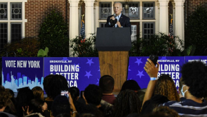 Biden tenta mobilizar eleitores às vésperas das ‘midterms’ para minimizar ameaça dos republicanos