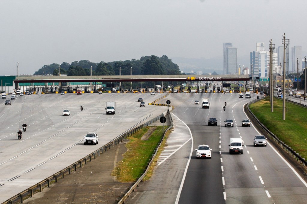 São Paulo testa cobrança de pedágio por quilômetro rodado na rodovia Ayrton Senna
