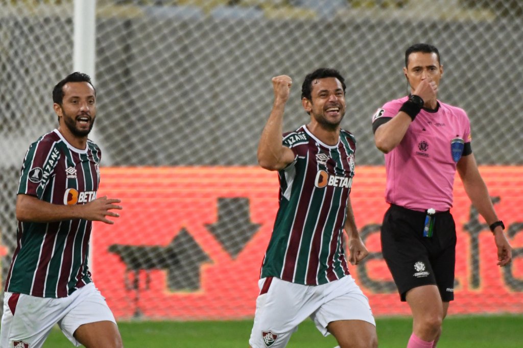 Fluminense volta a vencer o Cerro Porteño e avança às quartas de final da Libertadores