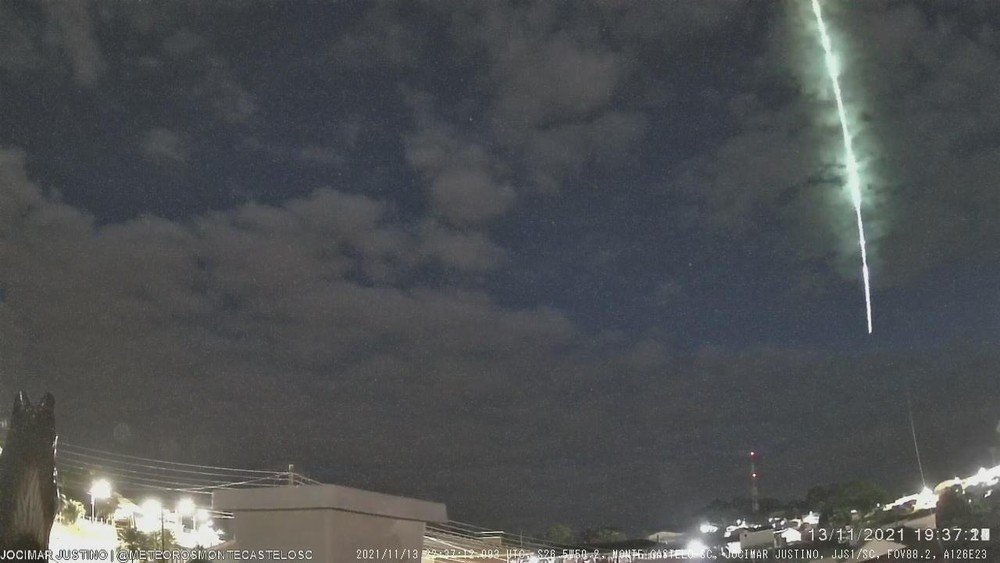 Meteoro é avistado no céu de Santa Catarina; assista ao vídeo