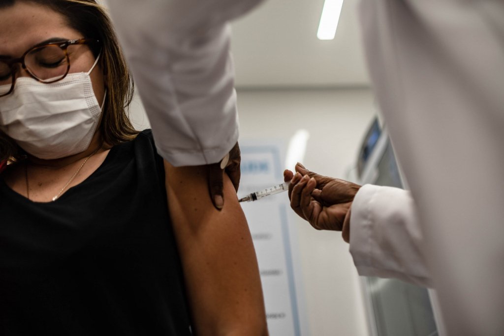 Casa Branca faz apelo a americanos que não querem se vacinar: ‘Façam sua parte’