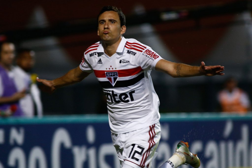 Após longa negociação, São Paulo rescinde contrato do atacante Pablo