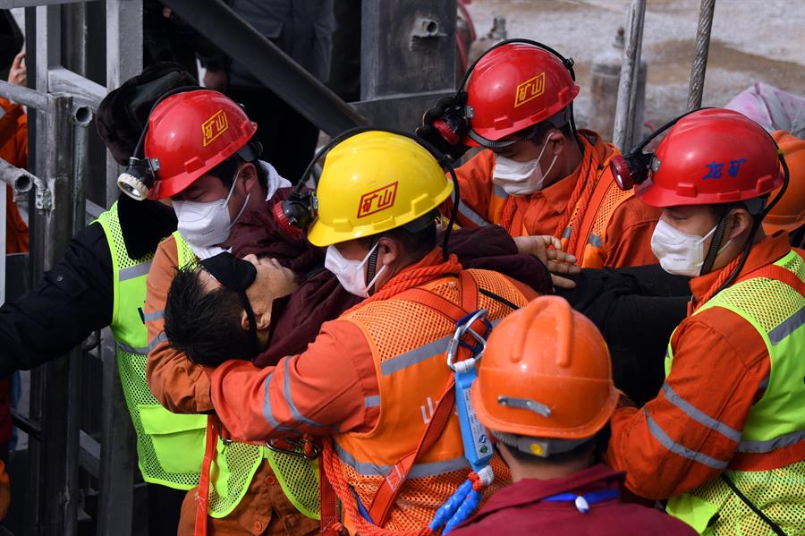 China: mineiros são resgatados depois de passarem 14 dias soterrados