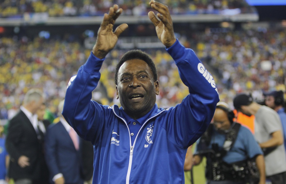Porto de Santos receberá o nome de Pelé em homenagem póstuma ao ex-jogador