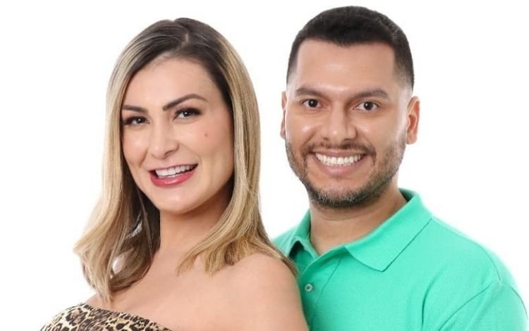 Grávida, Andressa Urach anuncia fim do casamento com Thiago Lopes