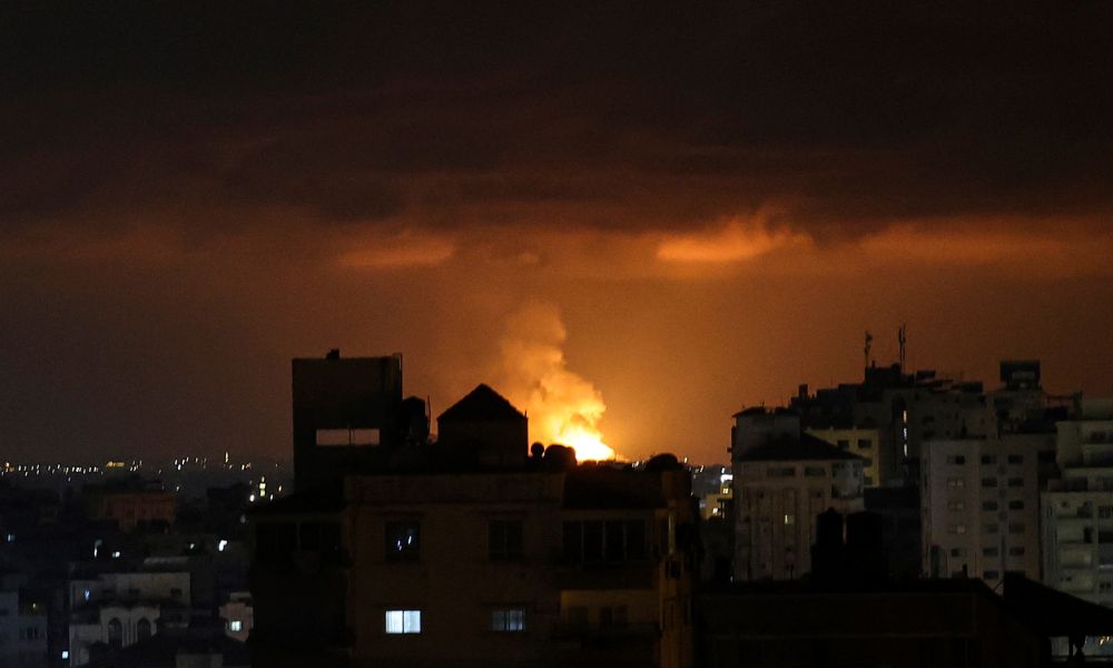 Israel ataca Gaza, mata ao menos 13 pessoas e é ameaçado por forças islâmicas: ‘Ficarão sob fogo’