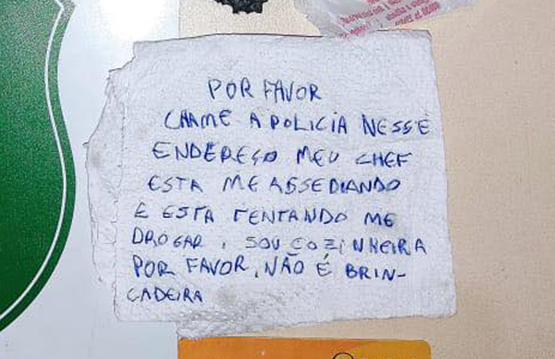 Funcionária usa guardanapo para denunciar assédio sexual de chefe em Santa Catarina