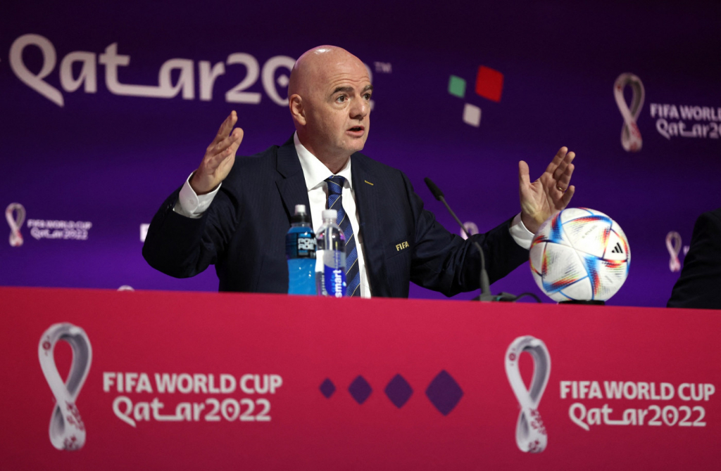 Presidente da Fifa destaca progresso no Catar e declara: ‘me sinto gay’