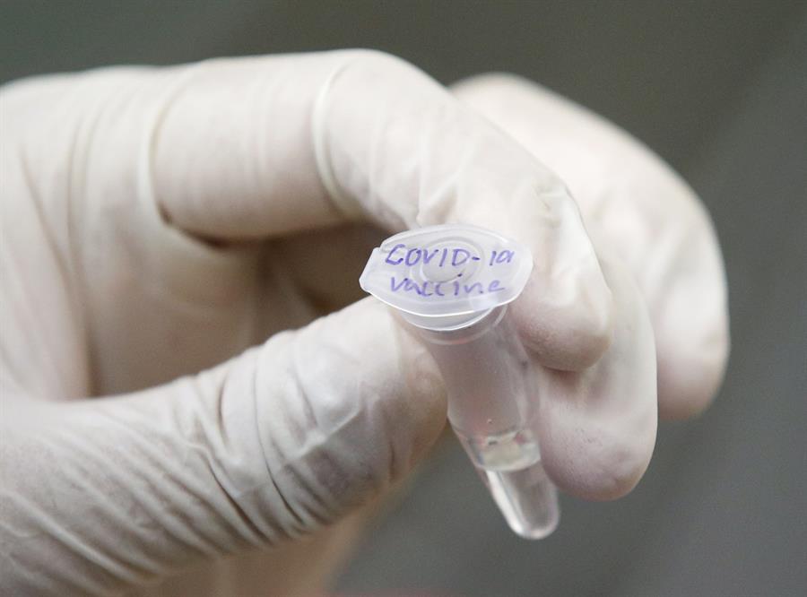 Emirados Árabes autorizam uso de vacina chinesa contra Covid-19