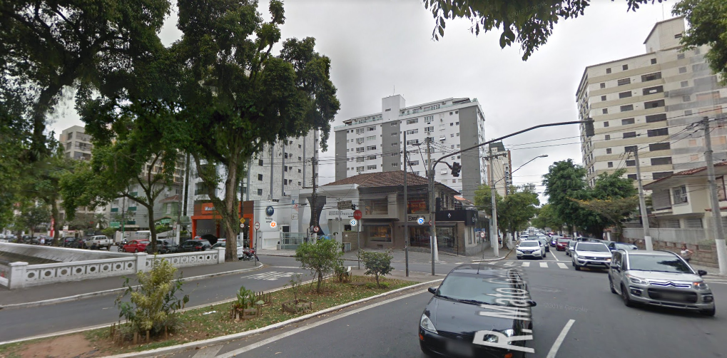 Menino de 11 anos morre após cair de prédio em Santos