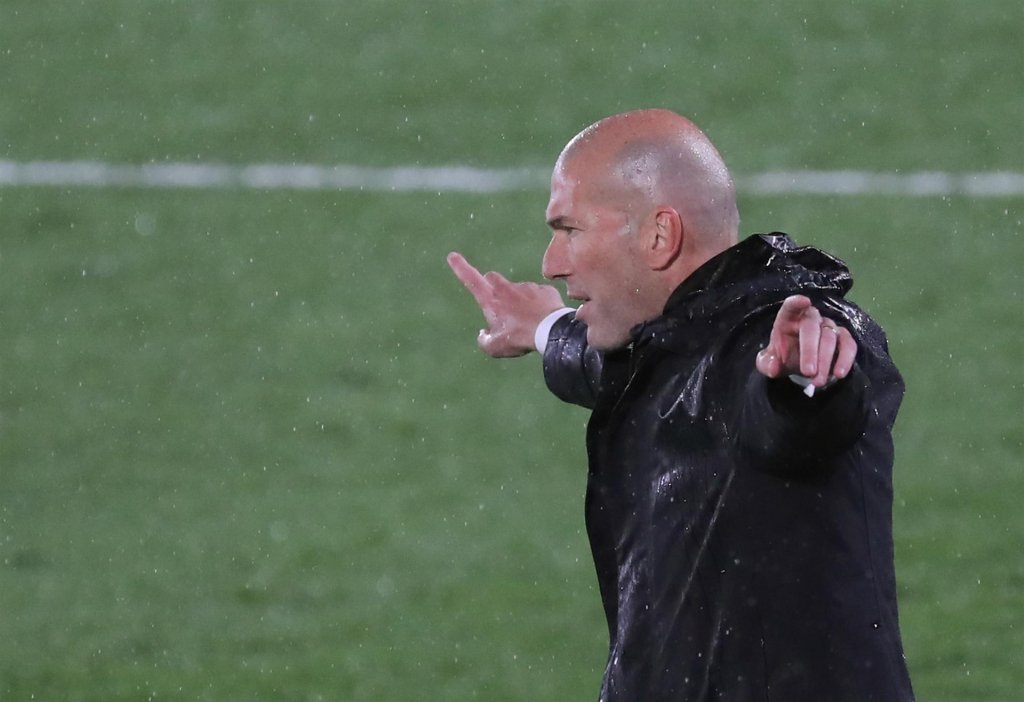 Zidane confirma que Marcelo será mesário, mas garante brasileiro em decisão contra o Chelsea