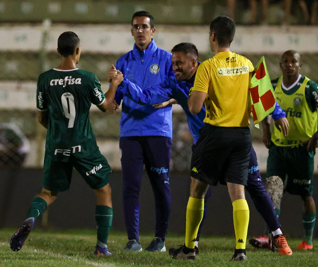 Atual campeão, Palmeiras vence o América por 3 a 1 na segunda rodada da Copinha 2023