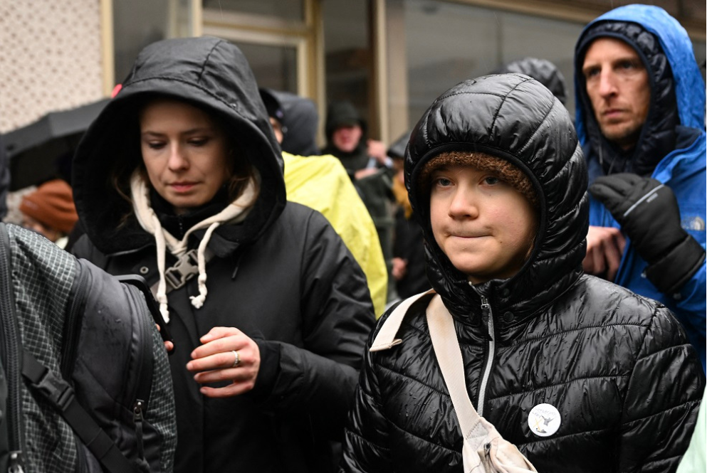 Protesto liderado por Greta Thunberg na Alemanha termina em conflito