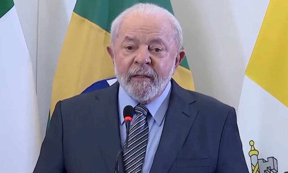 Lula critica manutenção da taxa de juros e cobra presidente do Banco Central: ‘Joga contra a economia brasileira’