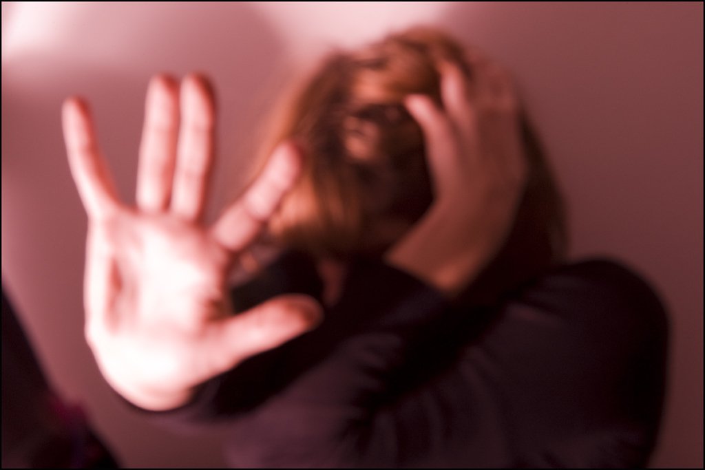 Senado aprova projeto que criminaliza a violência psicológica contra a mulher