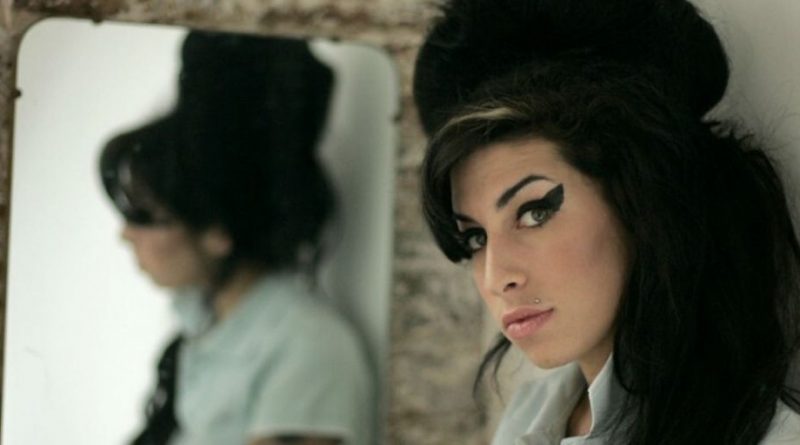 Produtora revela que Amy Winehouse foi cotada para trilha sonora de ‘James Bond: Quantum of Solace’