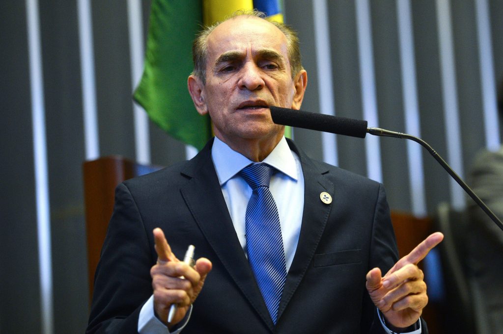 ‘Temos indícios de escândalo sem precedentes’, diz senador Marcelo Castro sobre Milton Ribeiro