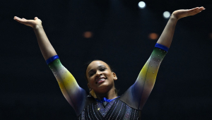 Rebeca Andrade se despede de ‘Baile de Favela’ com bronze; Arthur Nory também conquista medalha no Mundial
