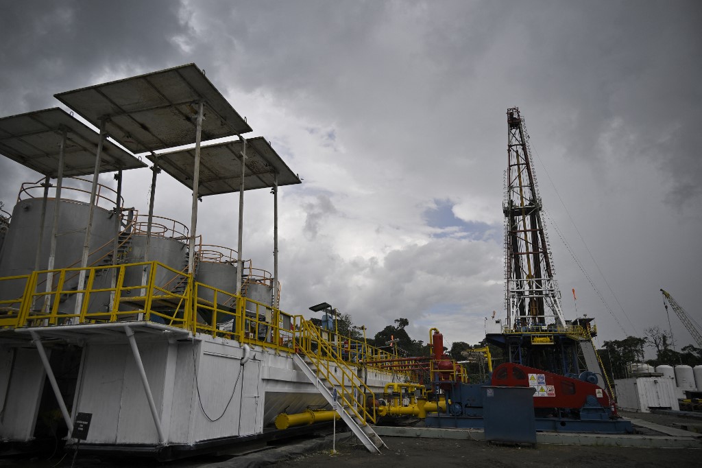 Equador anuncia fim de paralisação em campo de petróleo amazônico