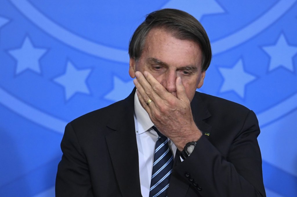 Mourão presta condolências a Bolsonaro e diz que presidente deve sancionar Orçamento ainda hoje
