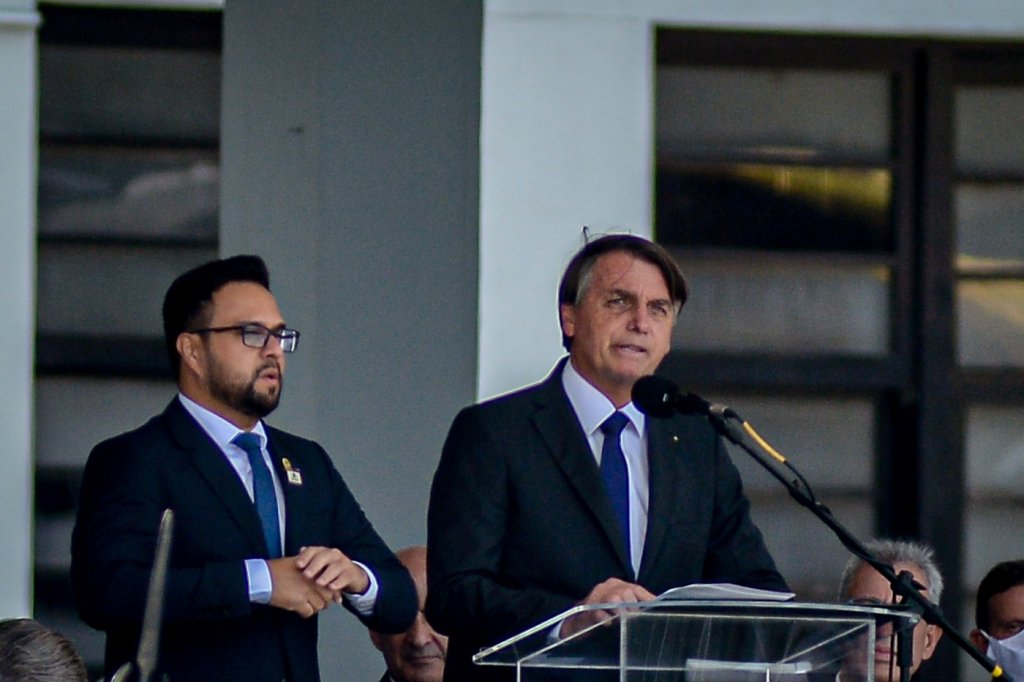 Liberdade ‘não tem preço’ e vale ‘mais que a própria vida’, diz Bolsonaro